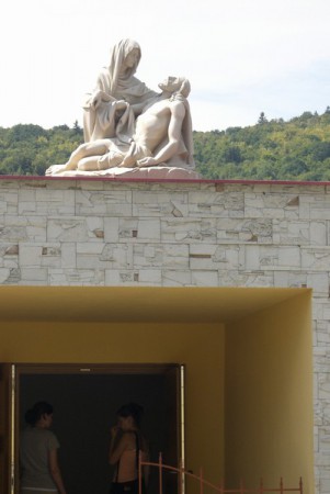 Z areálu kláštora bosých karmelitánok v Detve